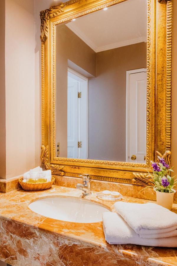Orly Suites Santiago Ngoại thất bức ảnh